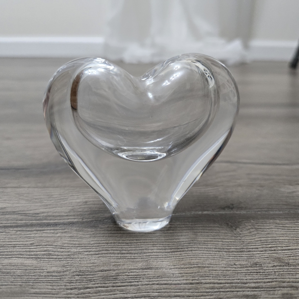 Vintage Clear Lead Crystal Heart Bud Vase Art Glass Valentine Gift Collectible